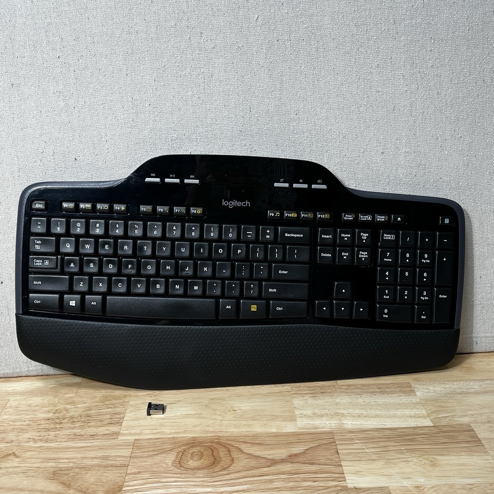 Logitech‎ MK710 Wireless Keyboard with Unifying Receiver Y-R0059